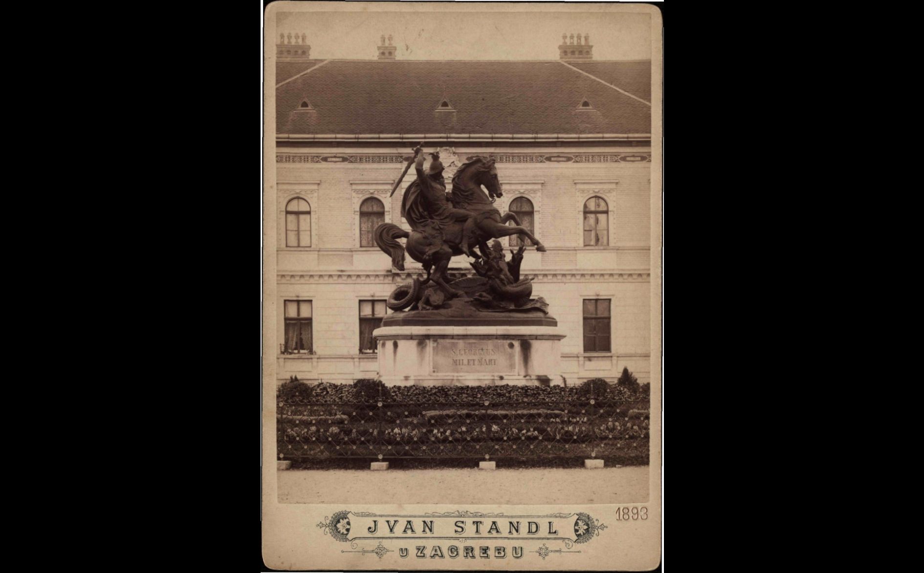 Spomenik 'Sv. Juraj ubija zmaja' 1893. godine (Foto Ivan Standl)